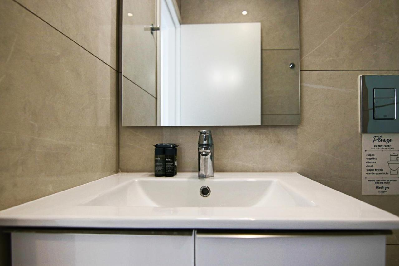 Phaedrus Living - Seaside Executive Flat Harbour 207 Apartment Paphos Bagian luar foto